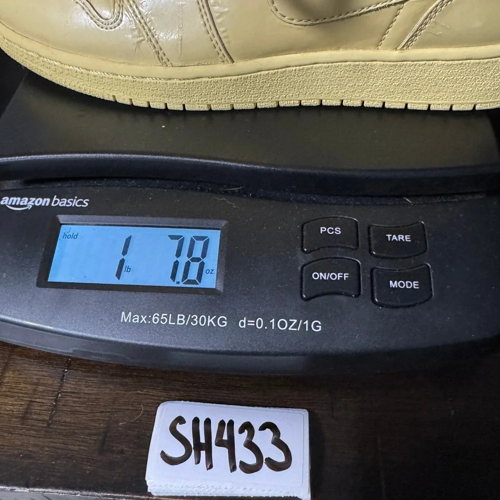 Jordan 1 Low Phat GS‎ lemon Kids 5.5Y Yellow Patent Leather Sneakers 352718-711